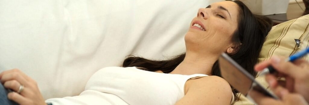 Dr. Theo Kousouli conducting hypnotherapy for habit change and regression